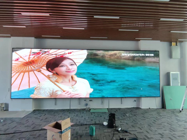 龙亭P1.53led小间距屏安装案例